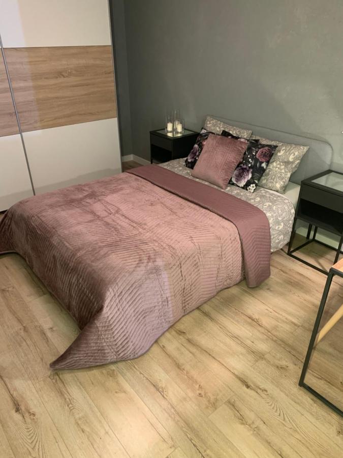 Moderno Apartament Красков Екстериор снимка