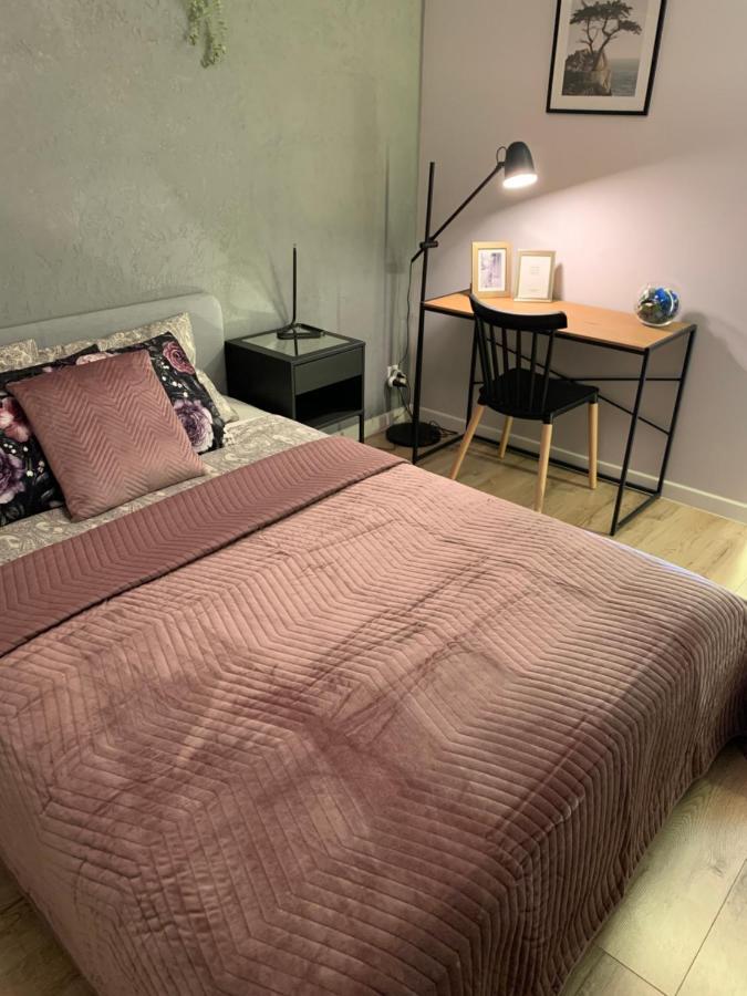 Moderno Apartament Красков Екстериор снимка
