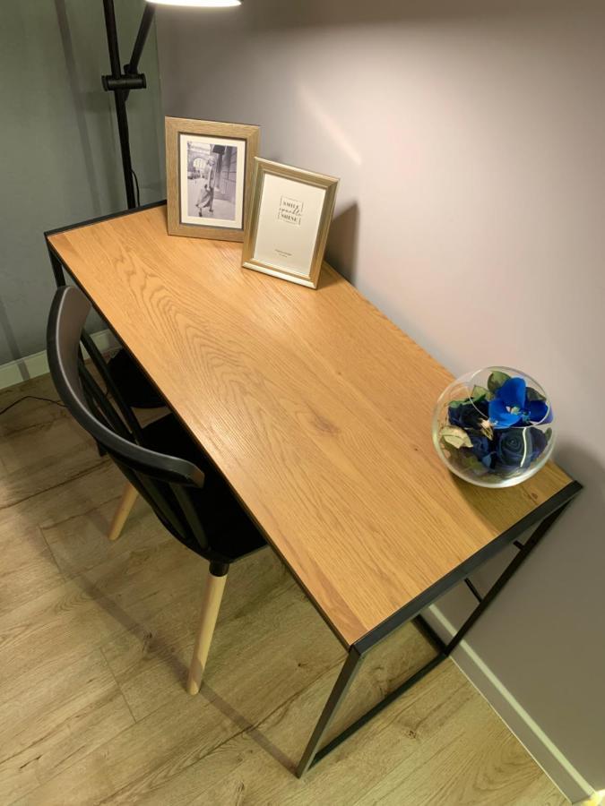 Moderno Apartament Красков Екстериор снимка