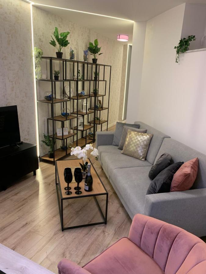 Moderno Apartament Красков Екстериор снимка
