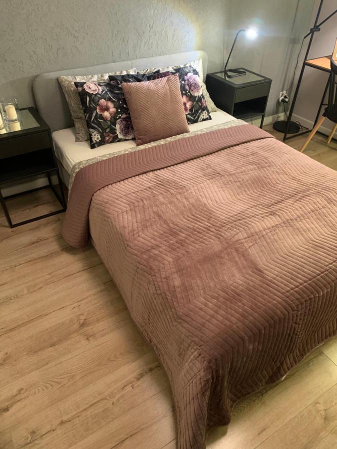Moderno Apartament Красков Екстериор снимка
