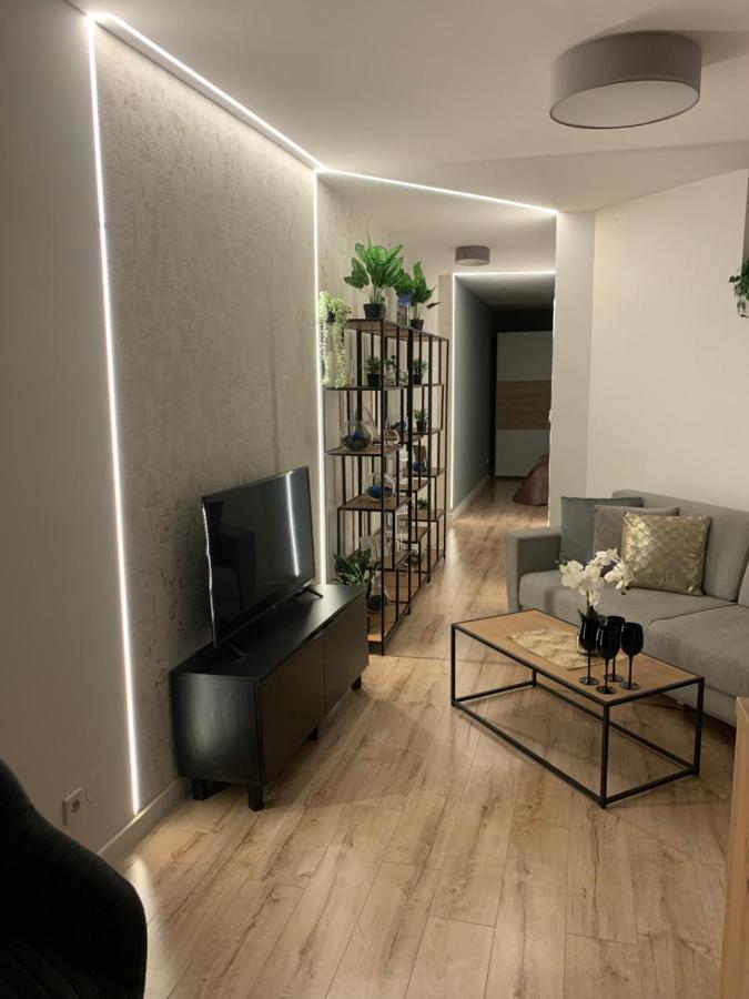 Moderno Apartament Красков Екстериор снимка