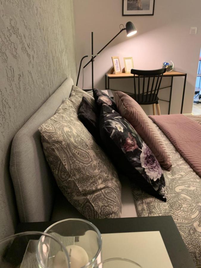 Moderno Apartament Красков Екстериор снимка
