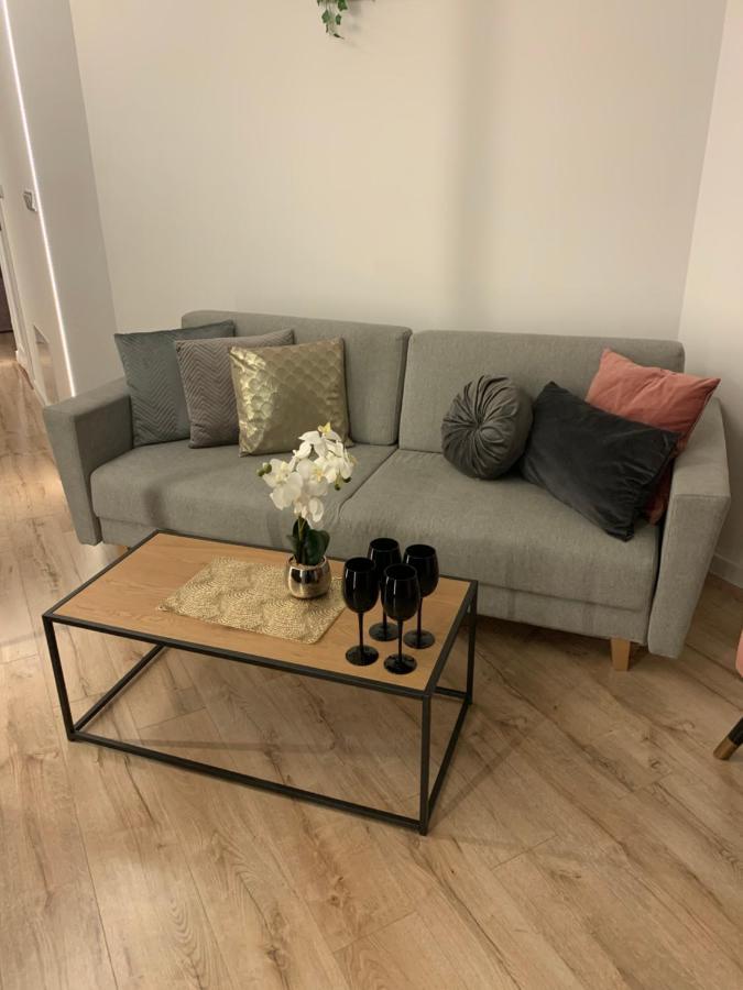 Moderno Apartament Красков Екстериор снимка