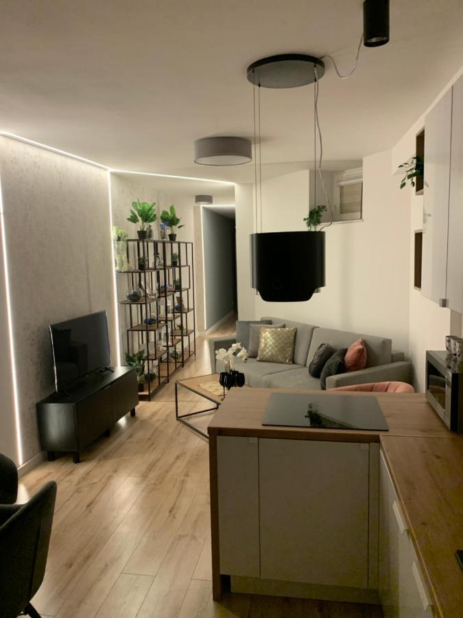 Moderno Apartament Красков Екстериор снимка