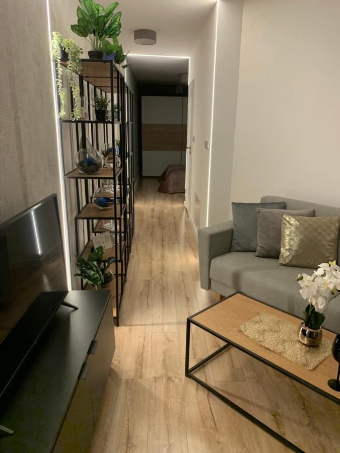 Moderno Apartament Красков Екстериор снимка