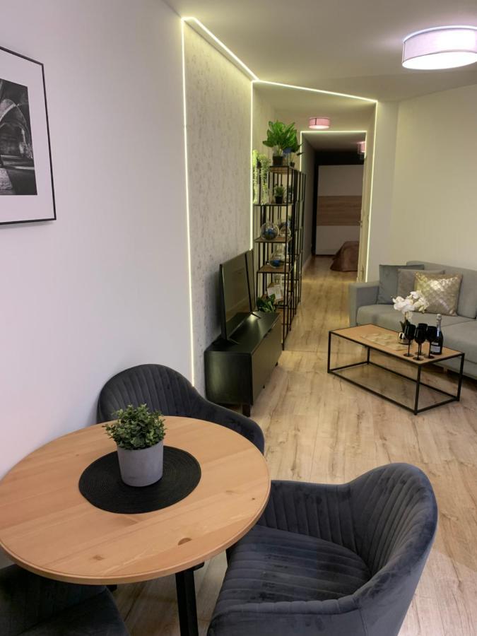 Moderno Apartament Красков Екстериор снимка